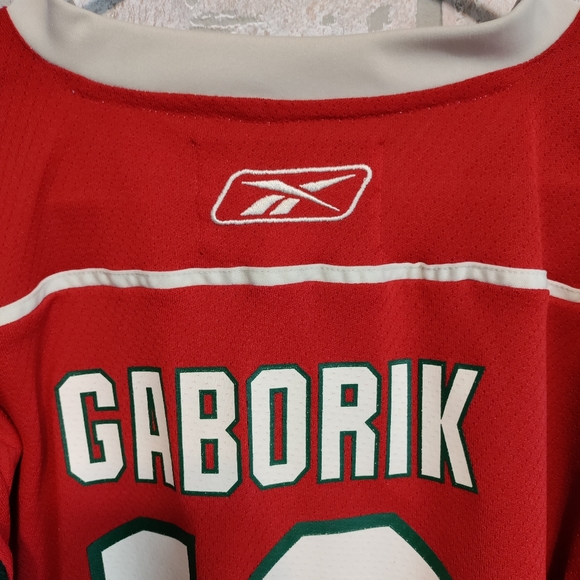 NHL Minnesota WILD Hockey Youth MARIAN GABORIK 10 Jersey Red/Green/Biege L/XL - Picture 11 of 11